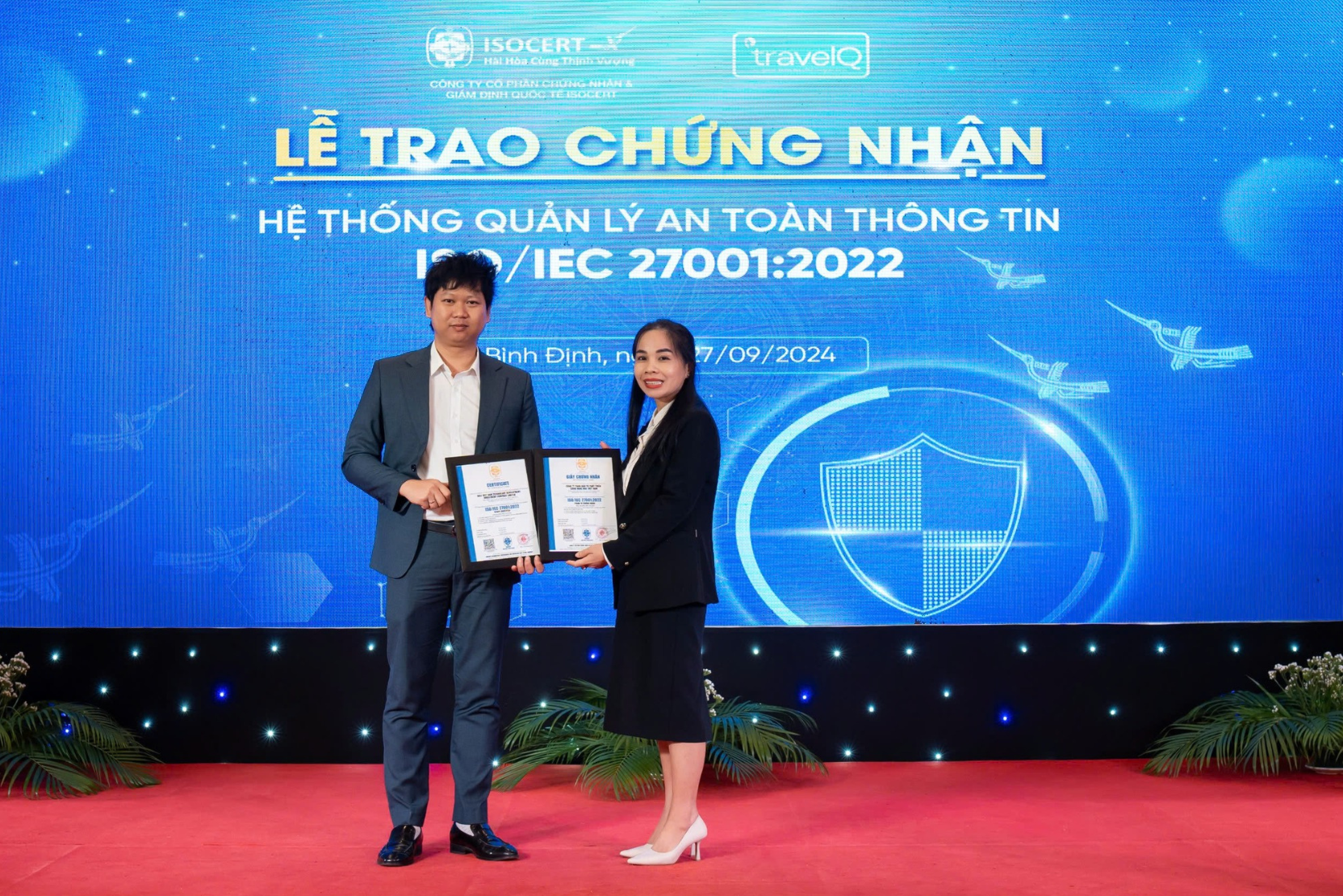 ISOCERT Trao Chứng Nhận ISO/IEC 27001 Cho Công Ty TNHH Đầu Tư Phát Triển Công Nghệ Holi Việt Nam