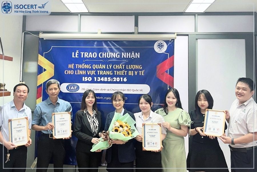 Công ty TNHH Trang Thiết Bị Y Tế Trần & Trung khẳng định chất lượng sản xuất trang thiết bị nha khoa với Chứng nhận quốc tế ISO 13485